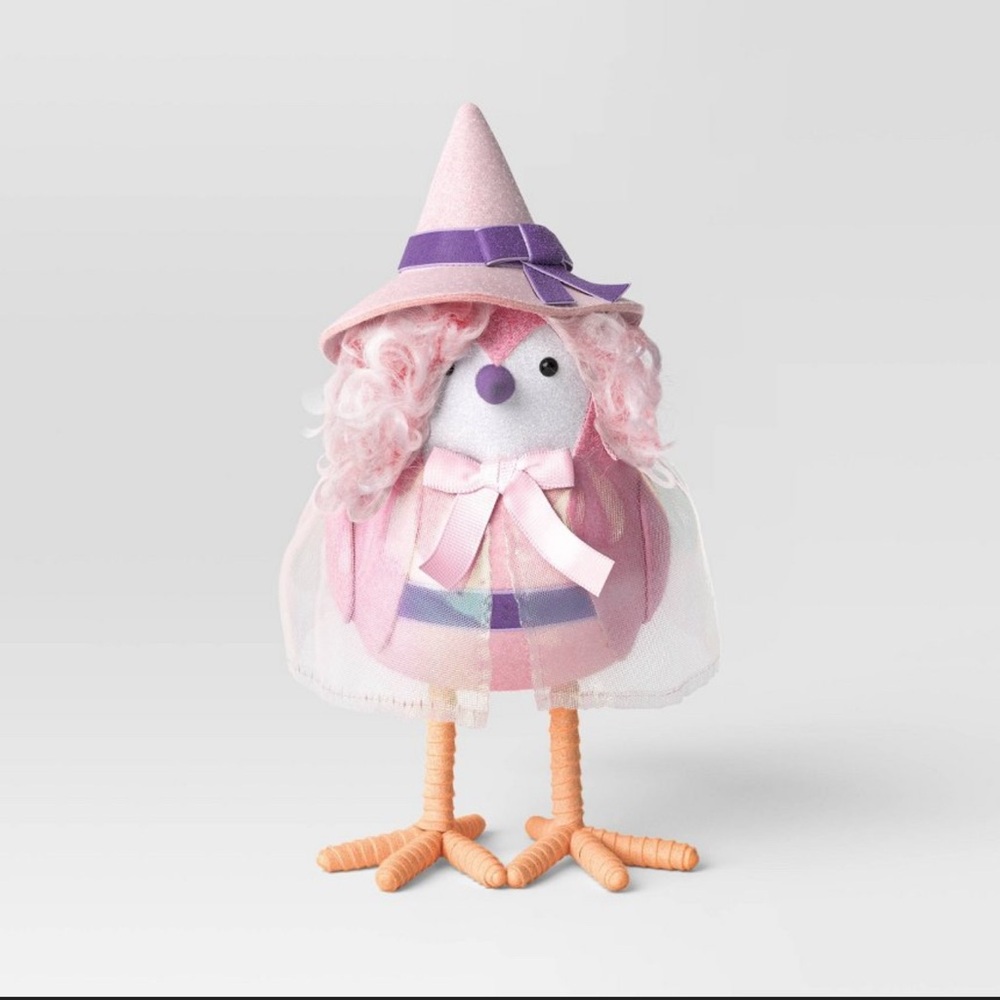 Featherly Friends Birds Good Witch Bird Figurine. Hyde and EEK Boutique. New.